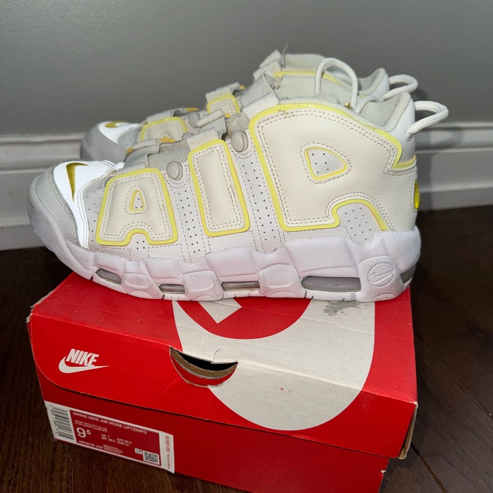 Nike Air More Uptempo - White and Yellow